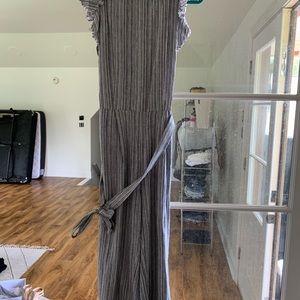 Black and white jumper